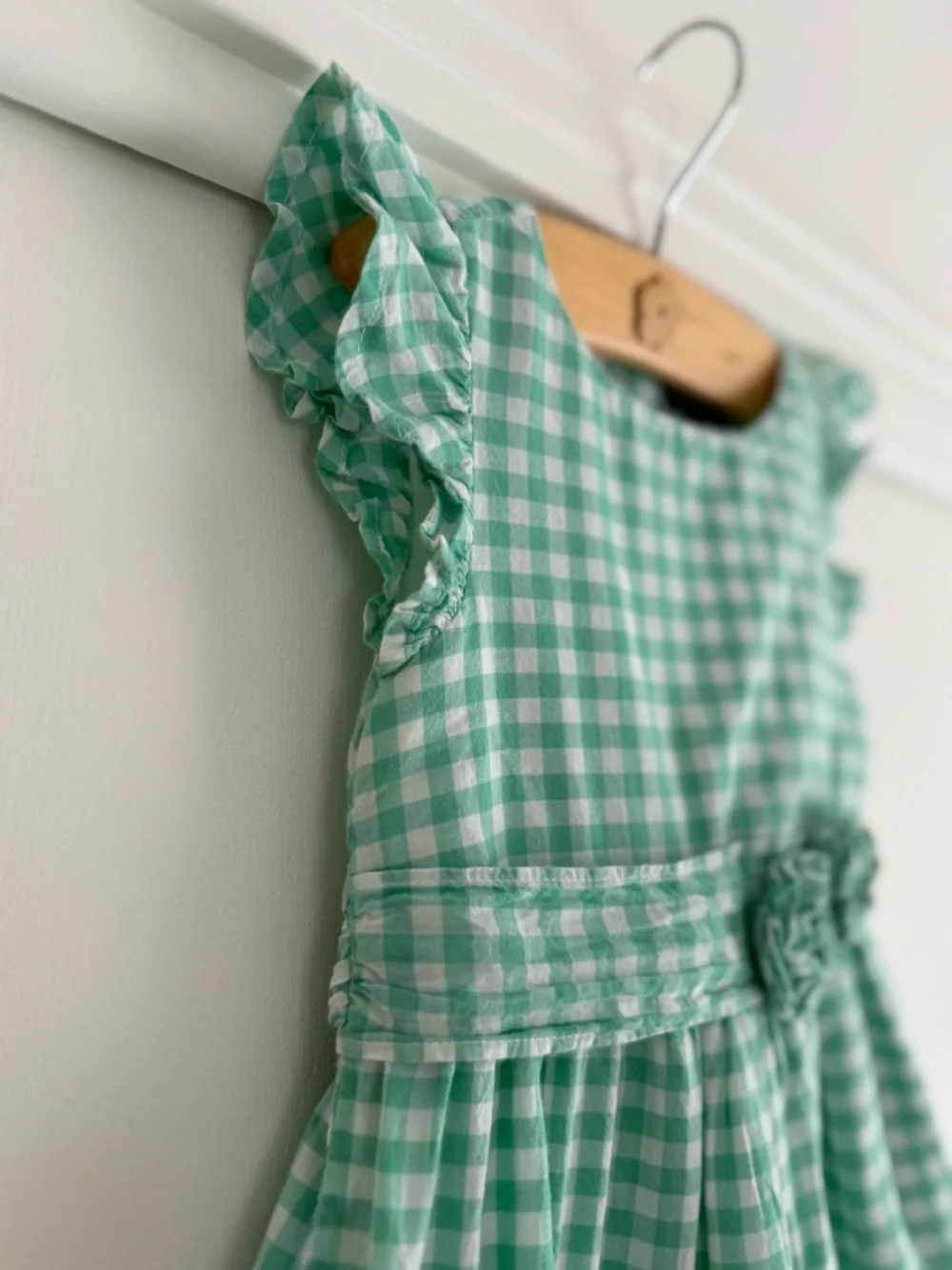 Chaps Toddler Girls 18M Green Gingham Dress Ruffle Hem Floral Detail - Picture 6 of 14